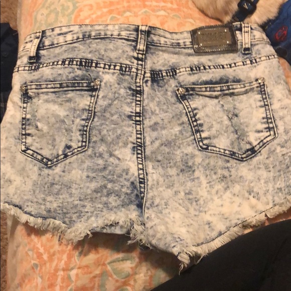 Acid wash high waisted jeans - Picture 2 of 4